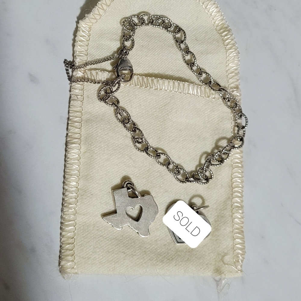 James Avery Twisted Cable Charm Bracelet w Charm